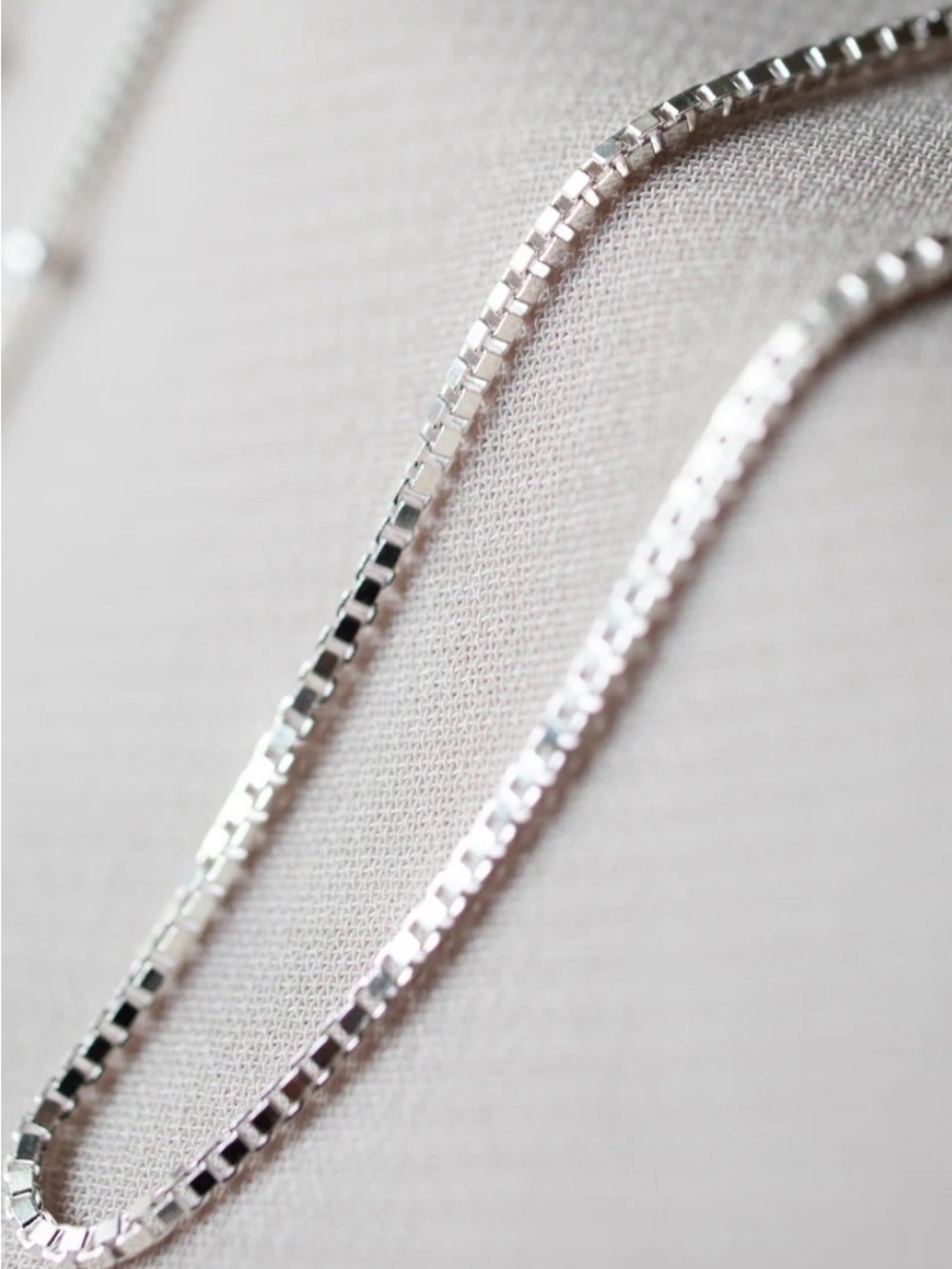 14k white gold  Square Link Necklace box chain
